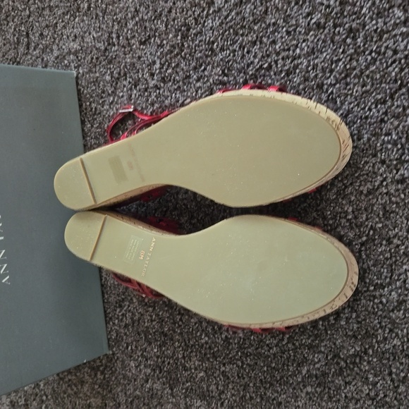 NEW Ann Taylor Pink Platform Sandals 8 - Picture 5 of 6